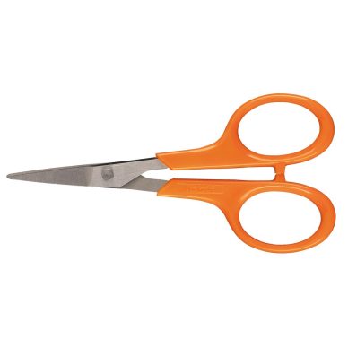 Fiskars Classic Embroidery Scissors 9807 out pack