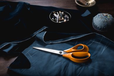 Fiskars Dressmakng Scissors 25cm - William Gee UK Online Haberdashery