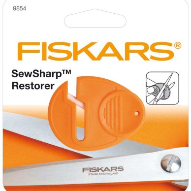 Fiskars SewSharp Restorer 9854 out pack