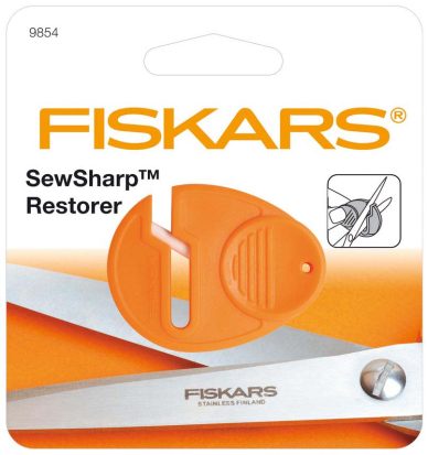 Fiskars SewSharp Restorer 9854 out pack
