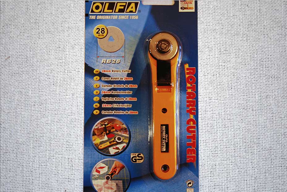 Olfa Rotary Cutter - small 28mm