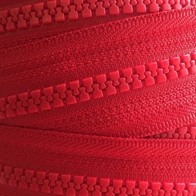 YKK Plastic Vislon No 5 Zip Chain in Red 519 - William Gee