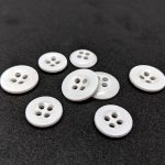 Trouser 4 hole buttons in White - William Gee