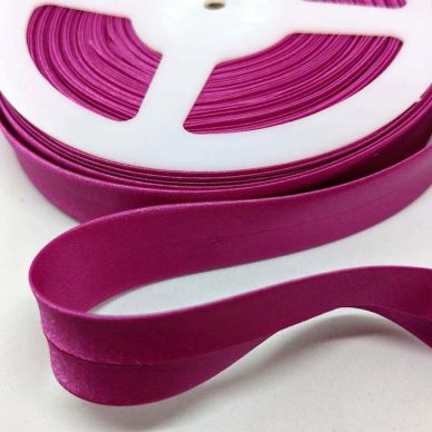 Satin Bias Binding 19mm Magenta - William Gee UK