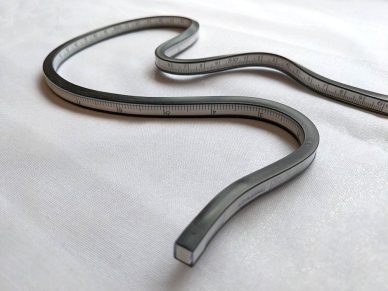Flexible Curve Black 60cm - William Gee Sewing Online Haberdashery